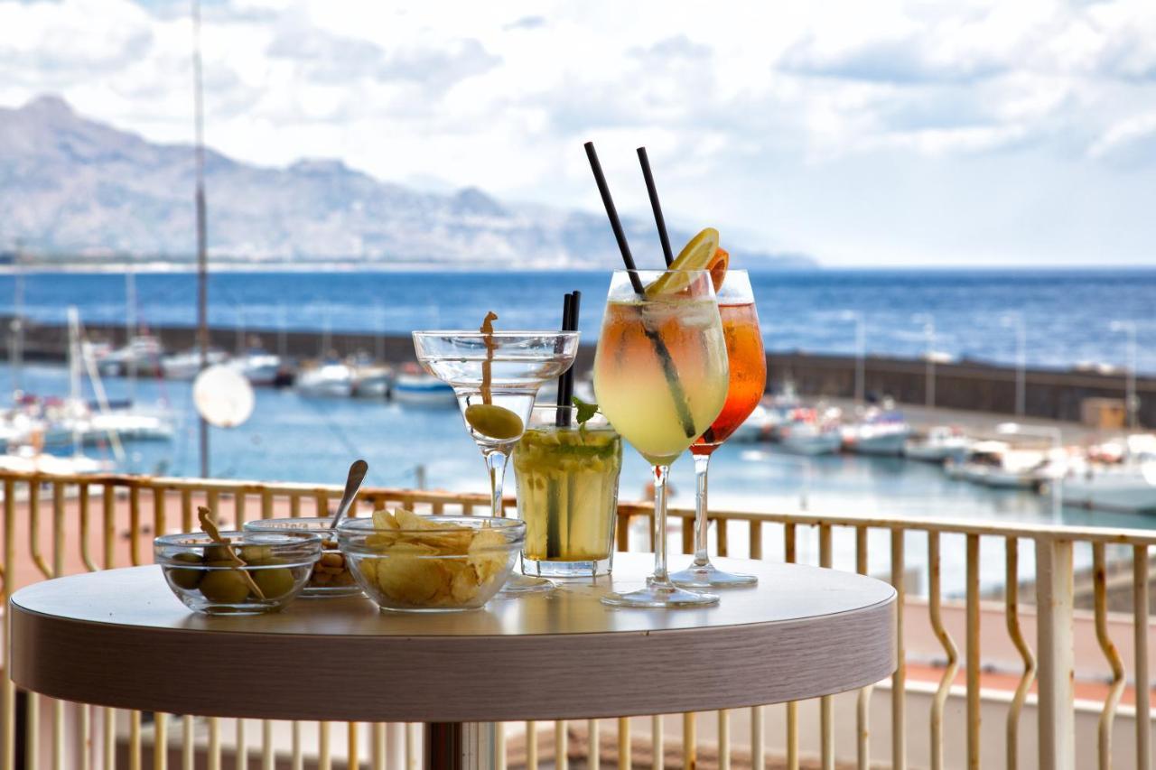Grand Hotel Yachting Palace Riposto Eksteriør billede